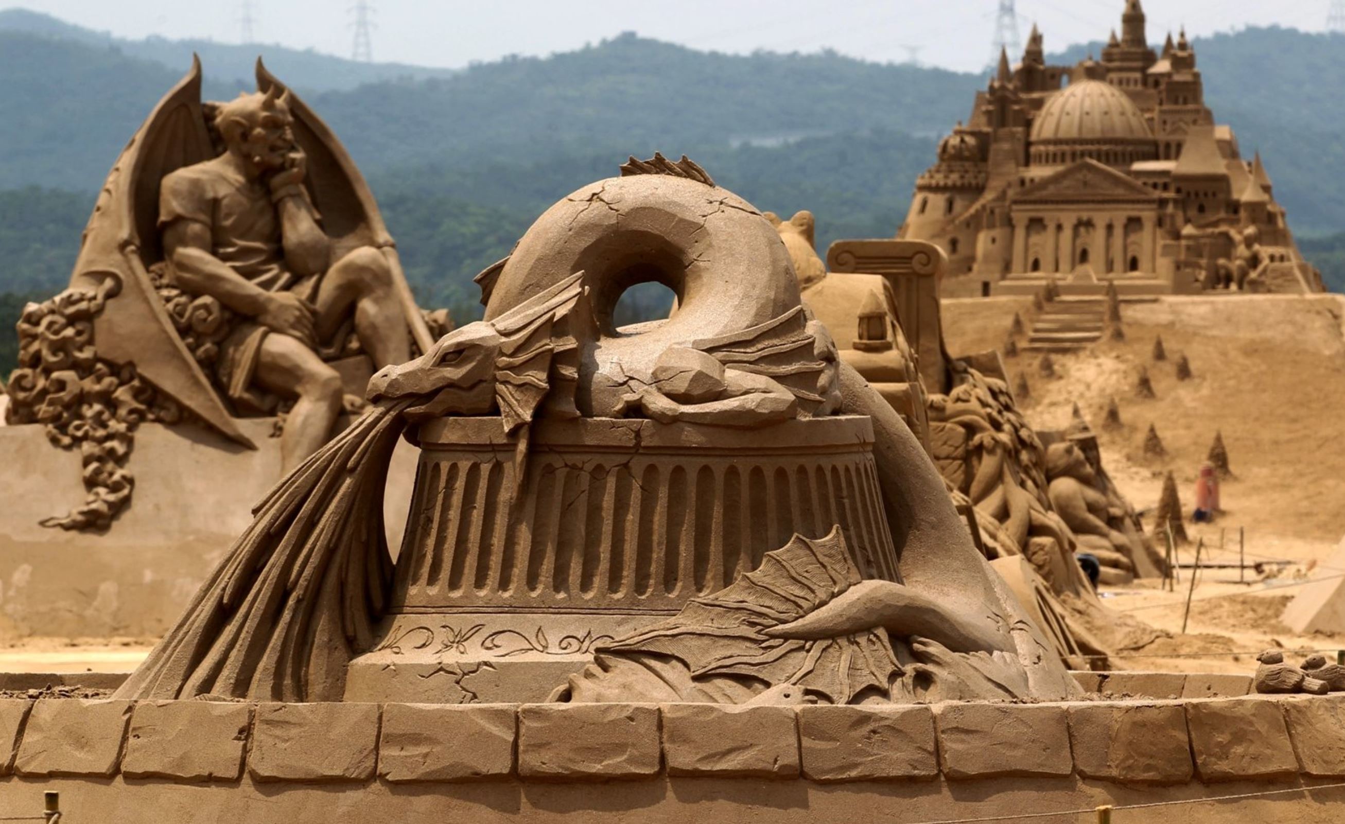 Фестиваль песчаных фигур в Анталии